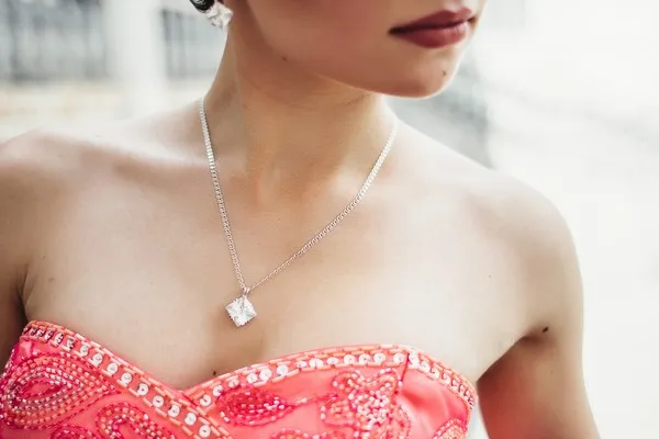 Collier en acier inoxydable pour femme avec rallonge et pendentif, Marseille, Isoard Bijoux